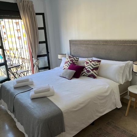 Amador Apartamento Familiar Centro Parking Amador De Los Rios เซบีญา ภายนอก รูปภาพ